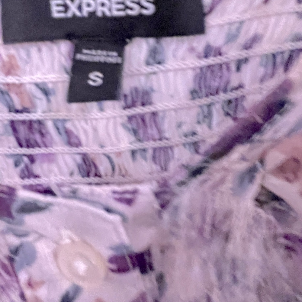 Express - Floral Ruffle Tank - Picture 5 of 10
